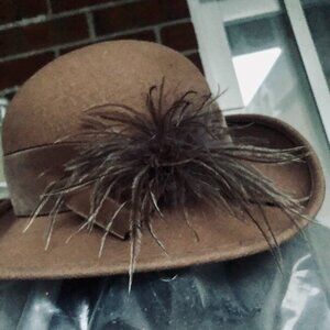 RARE 1970s Felt Hat Boutique by Kates Canada Vintage with Feather Trim Brown